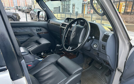 Toyota Land Cruiser Prado 90 рестайлинг, 1996 год, 900 000 рублей, 3 фотография