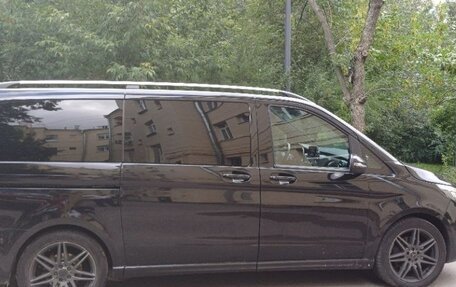 Mercedes-Benz V-Класс, 2018 год, 4 100 000 рублей, 2 фотография