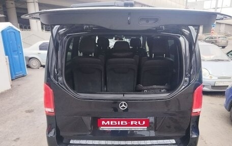 Mercedes-Benz V-Класс, 2018 год, 4 100 000 рублей, 5 фотография