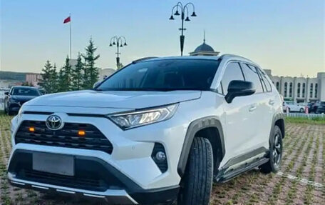 Toyota RAV4, 2022 год, 3 590 099 рублей, 1 фотография