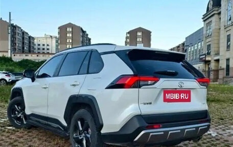 Toyota RAV4, 2022 год, 3 590 099 рублей, 4 фотография
