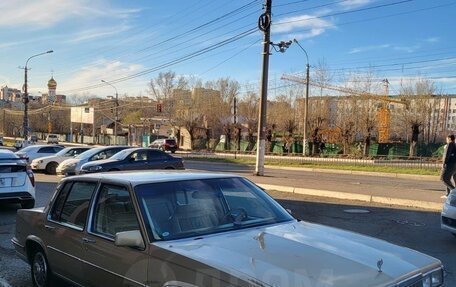 Cadillac DeVille VI, 1986 год, 850 000 рублей, 4 фотография