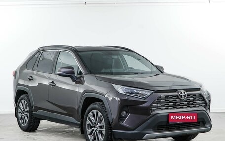 Toyota RAV4, 2021 год, 3 647 444 рублей, 1 фотография