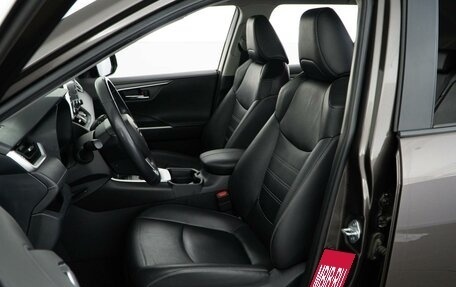 Toyota RAV4, 2021 год, 3 647 444 рублей, 10 фотография