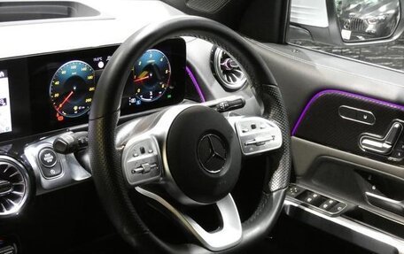 Mercedes-Benz GLB, 2022 год, 3 200 000 рублей, 10 фотография