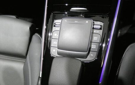 Mercedes-Benz GLB, 2022 год, 3 200 000 рублей, 13 фотография