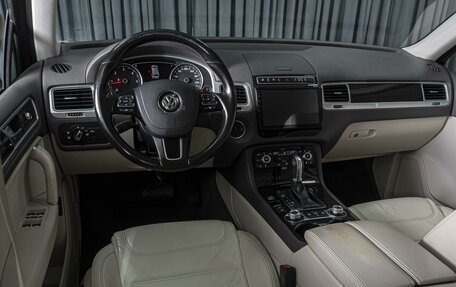 Volkswagen Touareg III, 2015 год, 2 699 000 рублей, 6 фотография