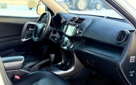 Toyota RAV4, 2012 год, 1 300 000 рублей, 12 фотография