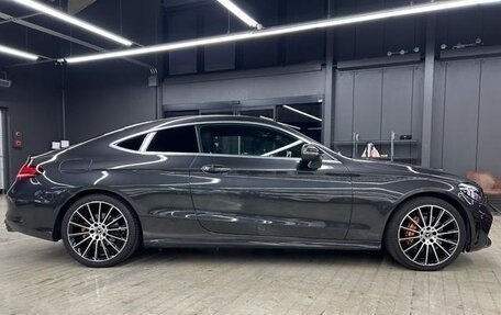 Mercedes-Benz C-Класс, 2018 год, 1 903 555 рублей, 10 фотография