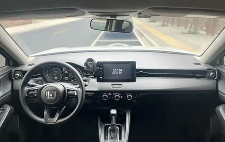 Honda Vezel, 2024 год, 1 870 000 рублей, 8 фотография