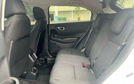 Honda Vezel, 2024 год, 1 870 000 рублей, 9 фотография