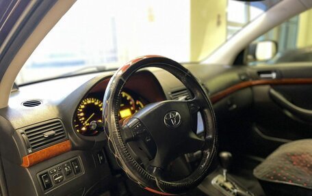 Toyota Avensis III рестайлинг, 2007 год, 900 000 рублей, 8 фотография