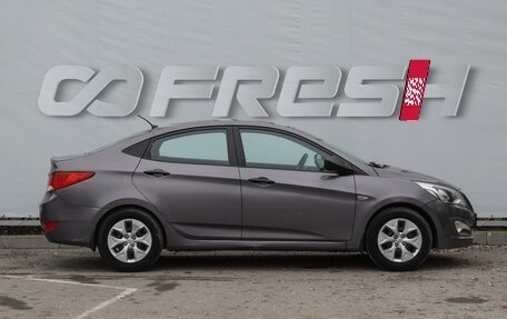 Hyundai Solaris II рестайлинг, 2015 год, 840 000 рублей, 5 фотография