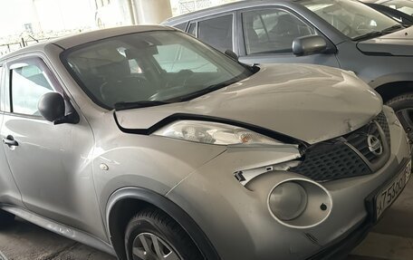Nissan Juke II, 2011 год, 750 000 рублей, 2 фотография