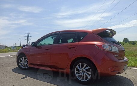 Mazda Axela, 2013 год, 950 000 рублей, 2 фотография