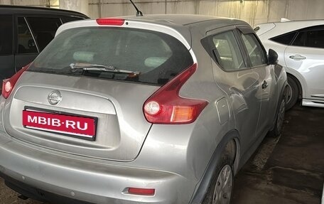 Nissan Juke II, 2011 год, 750 000 рублей, 3 фотография