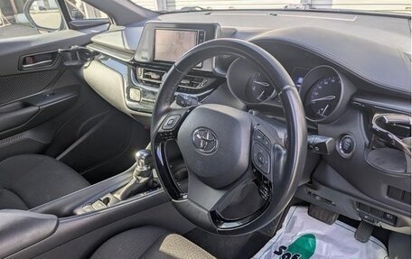Toyota C-HR I рестайлинг, 2022 год, 1 350 999 рублей, 11 фотография