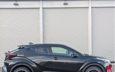 Toyota C-HR I рестайлинг, 2022 год, 1 350 999 рублей, 4 фотография