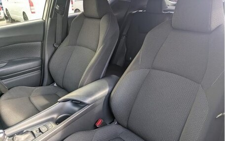 Toyota C-HR I рестайлинг, 2022 год, 1 350 999 рублей, 16 фотография