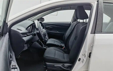 Toyota Vios III, 2021 год, 1 100 000 рублей, 12 фотография