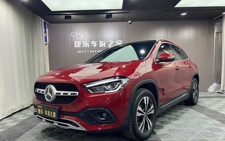 Mercedes-Benz GLA, 2022 год, 2 000 000 рублей, 1 фотография