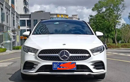 Mercedes-Benz A-Класс, 2022 год, 1 760 000 рублей, 2 фотография