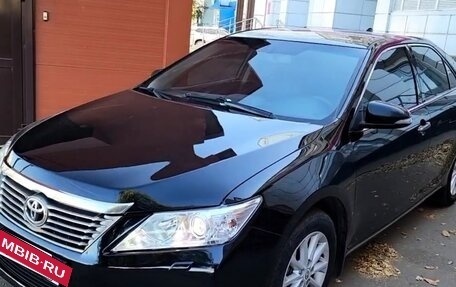 Toyota Camry, 2012 год, 2 050 000 рублей, 7 фотография