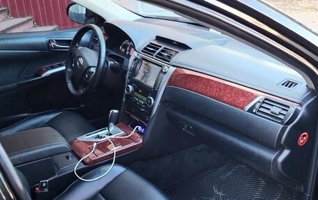 Toyota Camry, 2012 год, 2 050 000 рублей, 16 фотография