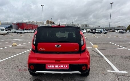 KIA Soul II рестайлинг, 2017 год, 1 400 000 рублей, 3 фотография