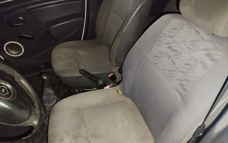 Renault Logan I, 2010 год, 160 000 рублей, 14 фотография