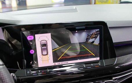 Volkswagen Golf VIII, 2022 год, 2 405 100 рублей, 12 фотография