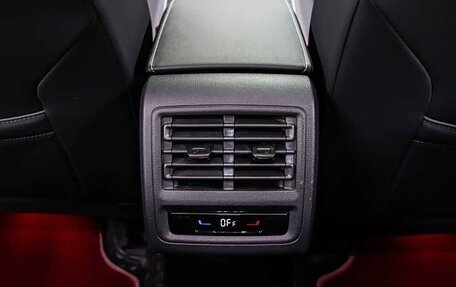 Volkswagen Golf VIII, 2022 год, 2 405 100 рублей, 22 фотография