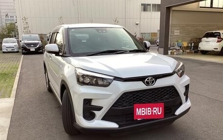 Toyota Raize I, 2022 год, 1 005 111 рублей, 3 фотография