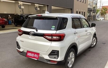 Toyota Raize I, 2022 год, 1 005 111 рублей, 7 фотография