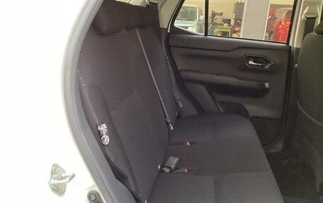 Toyota Raize I, 2022 год, 1 005 111 рублей, 14 фотография