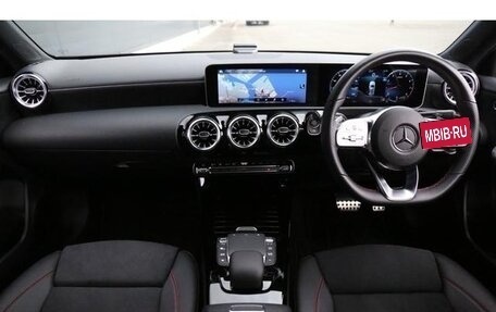 Mercedes-Benz A-Класс, 2021 год, 1 580 445 рублей, 5 фотография