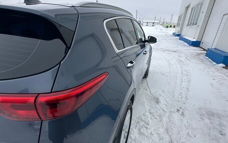 KIA Sportage IV рестайлинг, 2017 год, 2 430 000 рублей, 6 фотография