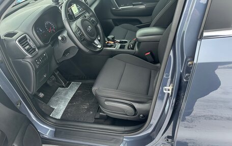 KIA Sportage IV рестайлинг, 2017 год, 2 430 000 рублей, 2 фотография