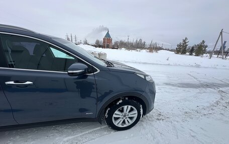 KIA Sportage IV рестайлинг, 2017 год, 2 430 000 рублей, 4 фотография