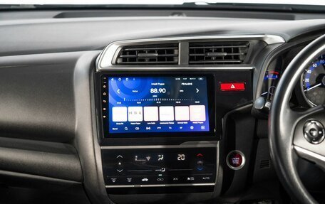 Honda Fit III, 2017 год, 1 150 000 рублей, 12 фотография