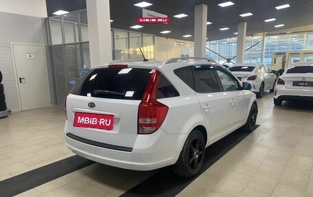 KIA cee'd I рестайлинг, 2010 год, 646 000 рублей, 5 фотография