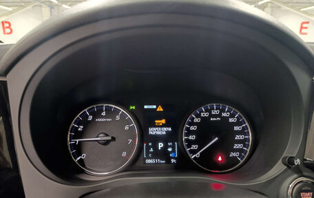 Mitsubishi Outlander III рестайлинг 3, 2021 год, 2 600 000 рублей, 13 фотография