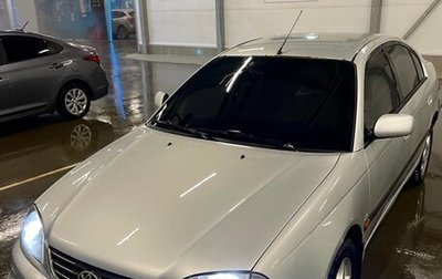 Toyota Avensis III рестайлинг, 2001 год, 185 000 рублей, 1 фотография