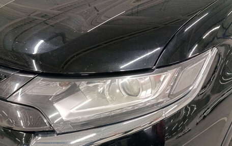 Mitsubishi Outlander III рестайлинг 3, 2021 год, 2 600 000 рублей, 17 фотография