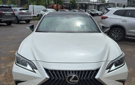 Lexus ES VII, 2022 год, 5 000 000 рублей, 3 фотография