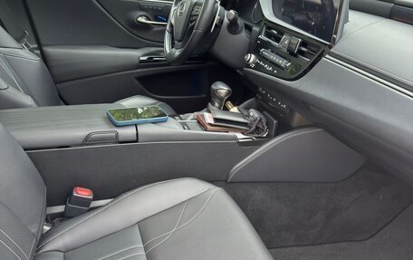 Lexus ES VII, 2022 год, 5 000 000 рублей, 7 фотография