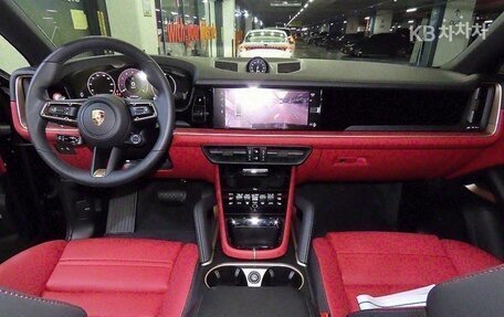 Porsche Cayenne III, 2024 год, 15 000 000 рублей, 10 фотография