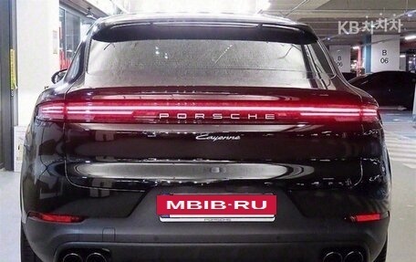 Porsche Cayenne III, 2024 год, 15 000 000 рублей, 6 фотография