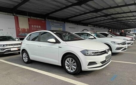 Volkswagen Polo, 2021 год, 1 100 000 рублей, 3 фотография