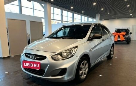 Hyundai Solaris II рестайлинг, 2013 год, 760 000 рублей, 7 фотография